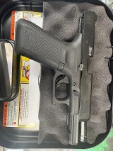 GLOCK 17 GEN 5 9MM LUGER (9x19 PARA) - Image 2 of 2