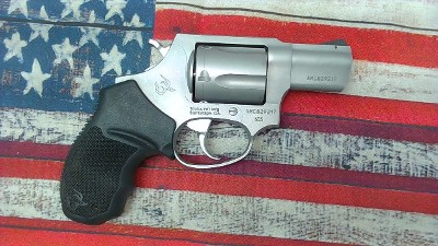 TAURUS 605 (2-605029) .357 MAG - Image 2 of 10