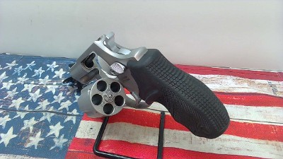 TAURUS 605 (2-605029) .357 MAG - Image 6 of 10