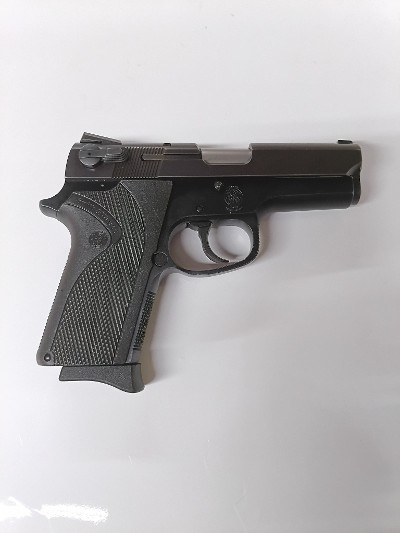 SMITH & WESSON 3914 9MM LUGER (9x19 PARA) - Image 1 of 25