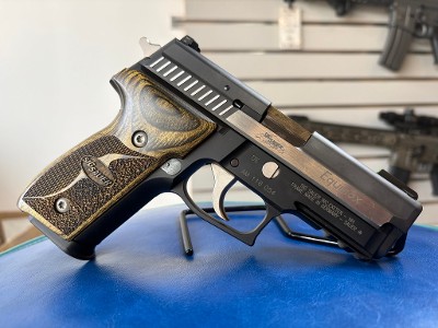 SIG SAUER P229 EQUINOX .40 S&W - Image 2 of 7