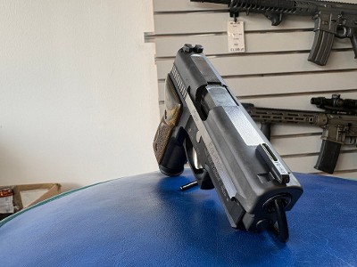 SIG SAUER P229 EQUINOX .40 S&W - Image 3 of 7