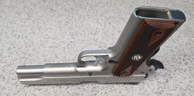 RUGER SR1911 STANDARD .45 ACP - Image 4 of 6