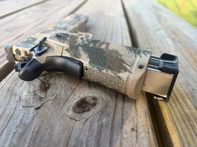 KIMBER 1911 DS WARRIOR (RHODESIAN) 10mm Auto - Image 3 of 7
