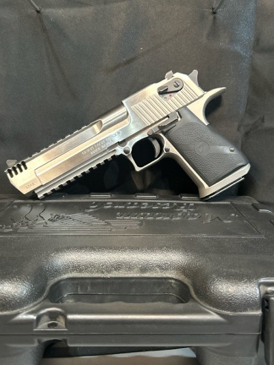 MAGNUM RESEARCH DESERT EAGLE 50AE 50 AE (Action Express) - Image 1 of 9