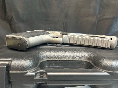 MAGNUM RESEARCH DESERT EAGLE 50AE 50 AE (Action Express) - Image 6 of 9