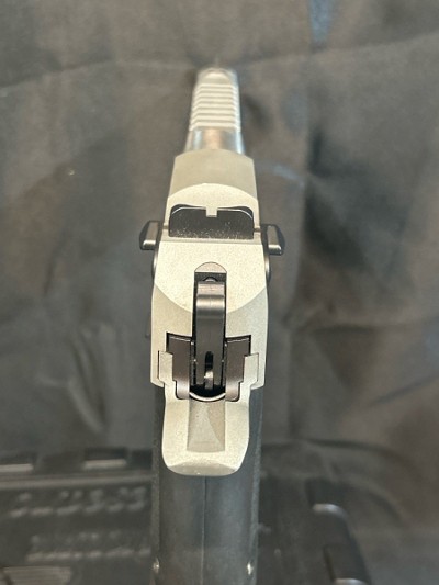 MAGNUM RESEARCH DESERT EAGLE 50AE 50 AE (Action Express) - Image 4 of 9