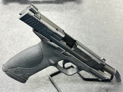 SMITH & WESSON M&P45 PISTOL 45 ACP (45 Auto) - Image 4 of 7