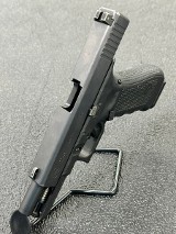 GLOCK 22 GEN 4 40 Smith & Wesson - Image 6 of 6