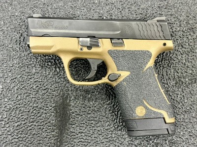 SMITH & WESSON M&P9 SHIELD 9MM LUGER (9x19 PARA) - Image 4 of 8