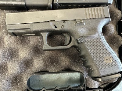 GLOCK G19 GEN 4 9MM LUGER (9X19 PARA) - Image 2 of 12