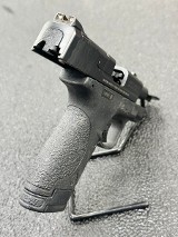 SMITH & WESSON M&P 9 9MM LUGER (9x19 PARA) - Image 5 of 6