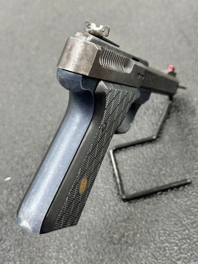BROWNING BUCKMARK 22 - PISTOL .22 LR - Image 5 of 6