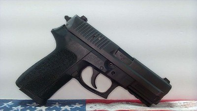SIG SAUER SP2022 40 Smith & Wesson - Image 7 of 9