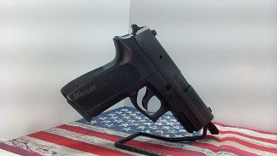 SIG SAUER SP2022 40 Smith & Wesson - Image 4 of 9