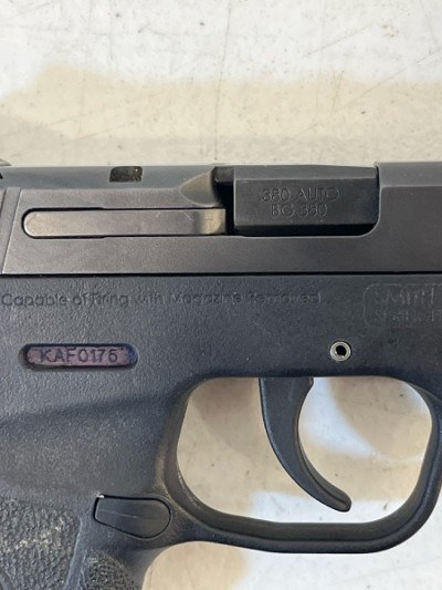 SMITH & WESSON BODYGUARD 380 W/LASER .380 ACP - Image 6 of 9
