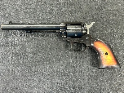 HERITAGE MFG. ROUGH RIDER-22 .22 LR - Image 1 of 6