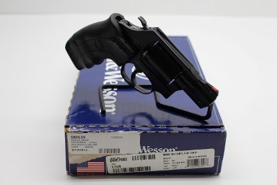 SMITH & WESSON M360PD .357 MAG - Image 1 of 10