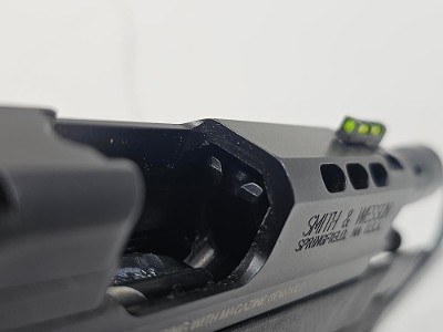 SMITH & WESSON M&P 40 SHIELD PERFORMANCE CENTER 40 Smith & Wesson - Image 9 of 10