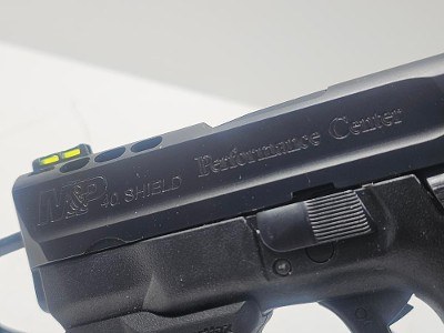 SMITH & WESSON M&P 40 SHIELD PERFORMANCE CENTER 40 Smith & Wesson - Image 3 of 10