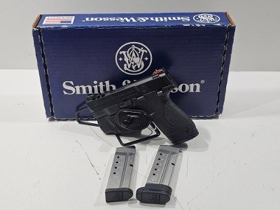 SMITH & WESSON M&P 40 SHIELD PERFORMANCE CENTER 40 Smith & Wesson - Image 1 of 10