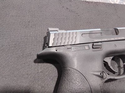 SMITH & WESSON M&P 9 9MM LUGER (9x19 PARA) - Image 8 of 9