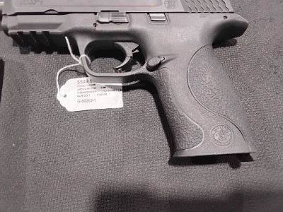 SMITH & WESSON M&P 9 9MM LUGER (9x19 PARA) - Image 4 of 9