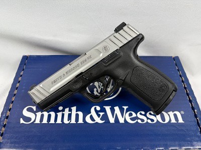 SMITH & WESSON SD9 VE 9MM LUGER (9x19 PARA) - Image 1 of 7