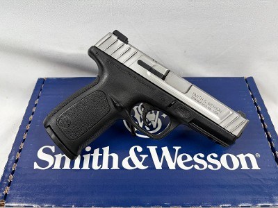 SMITH & WESSON SD9 VE 9MM LUGER (9x19 PARA) - Image 4 of 7