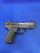 RUGER SR22 .22 LR - Image 3 of 3