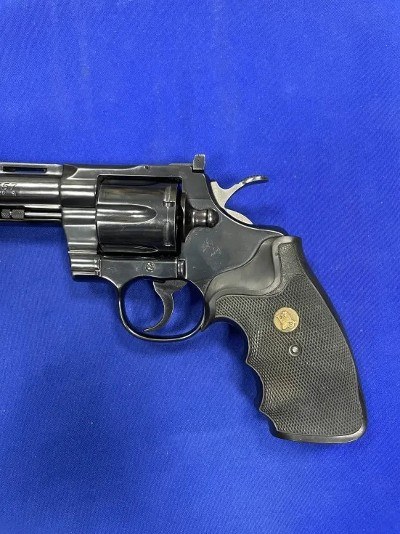 COLT PYTHON .38 SPECIAL/.357 MAGNUM - Image 2 of 7