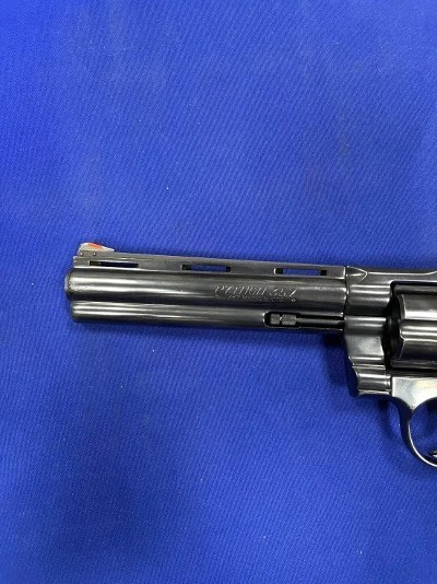 COLT PYTHON .38 SPECIAL/.357 MAGNUM - Image 3 of 7