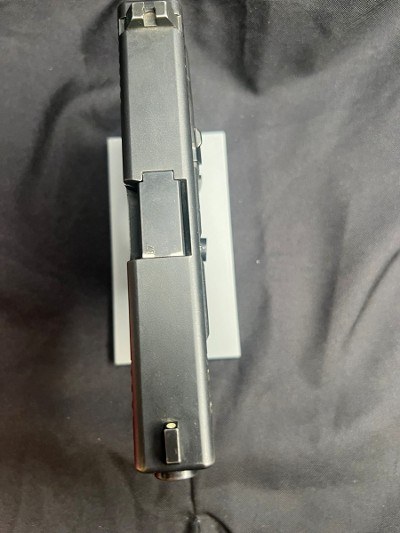 GLOCK 23 GEN 1 40 Smith & Wesson - Image 2 of 5