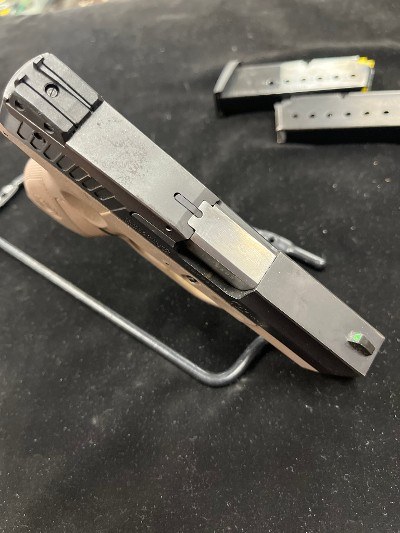 TAURUS 709 Slim 9MM LUGER (9x19 PARA) - Image 6 of 9