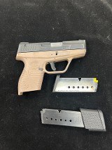 TAURUS 709 Slim 9MM LUGER (9x19 PARA) - Image 1 of 9