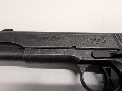 SIG SAUER 1911 WE THE PEOPLE .45 ACP - Image 5 of 11