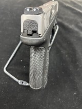 SMITH & WESSON SD9 VE 9MM LUGER (9x19 PARA) - Image 8 of 11