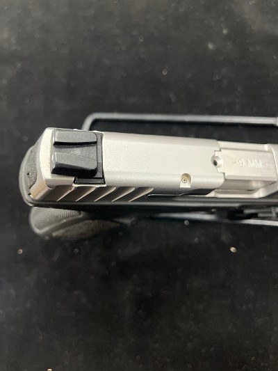 SMITH & WESSON SD9 VE 9MM LUGER (9x19 PARA) - Image 7 of 11