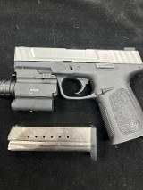 SMITH & WESSON SD9 VE 9MM LUGER (9x19 PARA) - Image 1 of 11