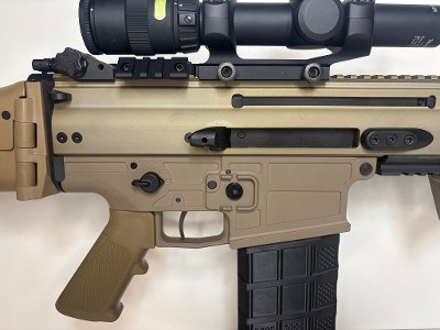 FN SCAR 17S 7.62X51MM NATO - Image 11 of 16