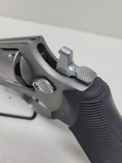 TAURUS THE JUDGE 410 / 45 - Image 7 of 10