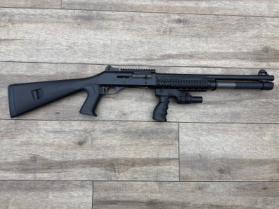 BENELLI M4 12 GA - Image 1 of 12