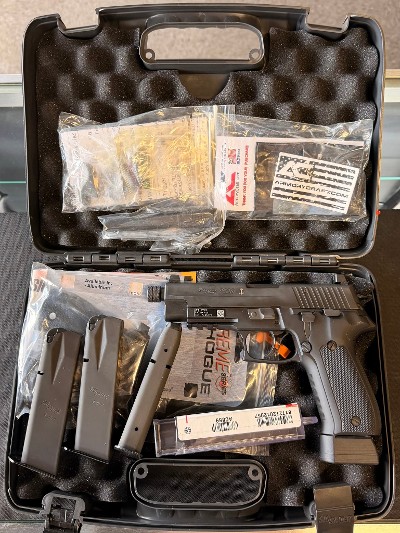 SIG SAUER P226 MK25 9MM LUGER (9x19 PARA) - Image 3 of 3