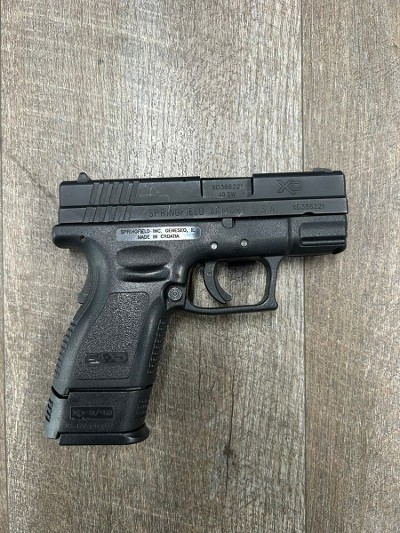 SPRINGFIELD ARMORY XD-40 SUB COMPACT .40 S&W - Image 1 of 3