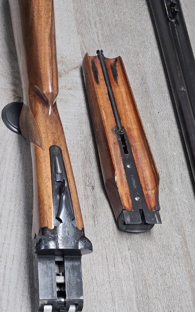 SKB SHOTGUNS 100 12 GA - Image 8 of 16