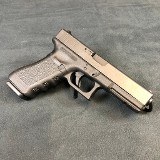 GLOCK 22 GEN 3 40 Smith & Wesson - Image 3 of 4
