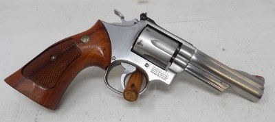 SMITH & WESSON 66-2 .357 MAG - Image 1 of 6