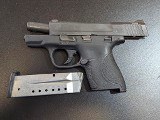 SMITH & WESSON M&P9 SHIELD .9mm - Image 3 of 6