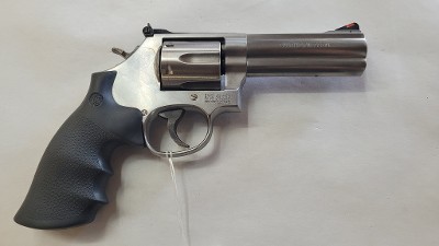 SMITH & WESSON 686-6 .357 MAG - Image 4 of 8