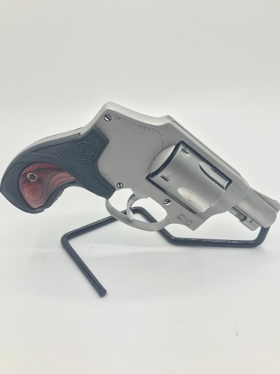 SMITH & WESSON 642-1 .38 SPL +P - Image 1 of 6